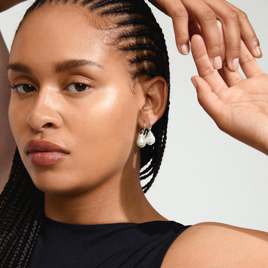 Sky Pearl Earrings - Silver Plated - White
